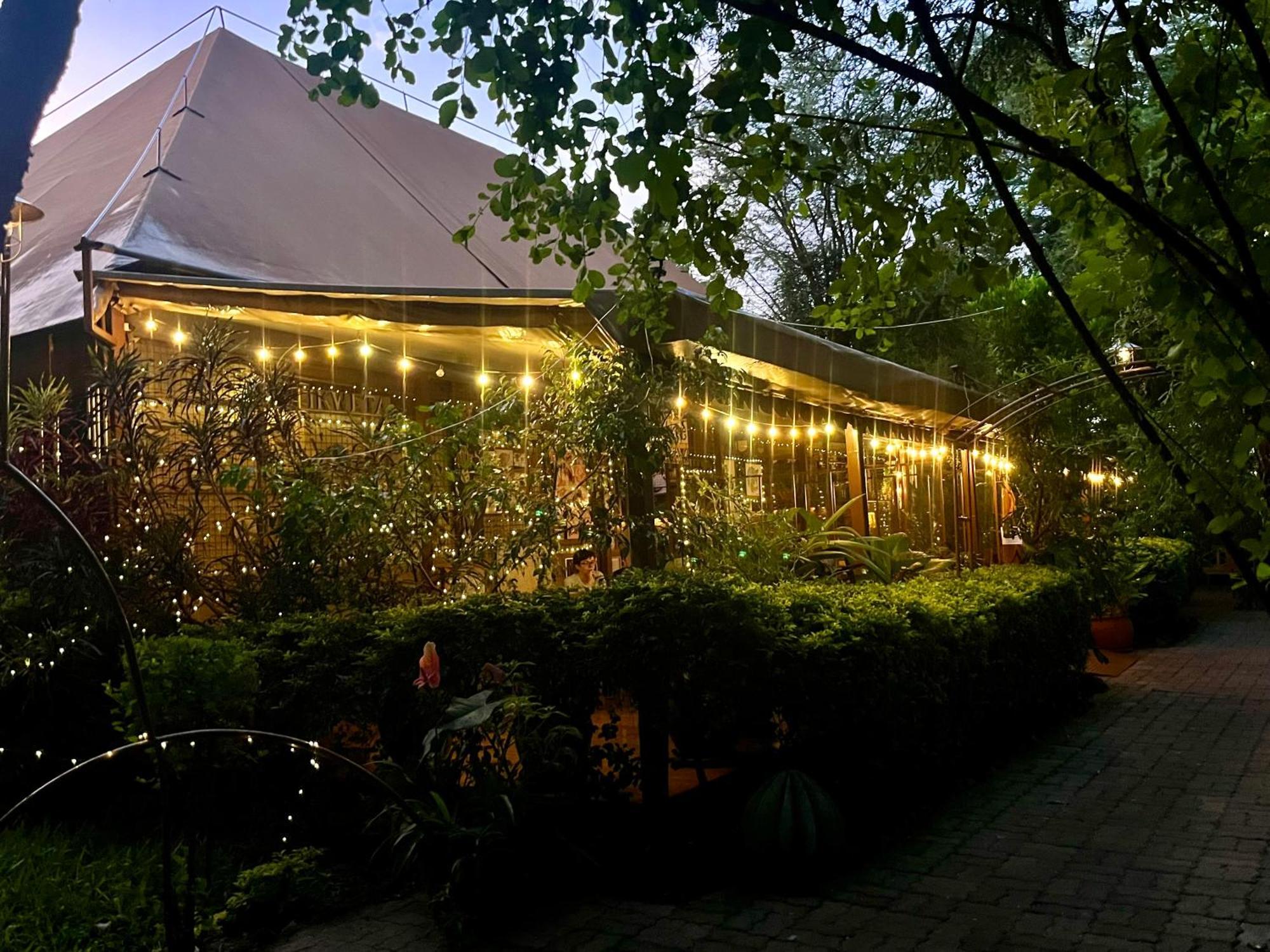 Ikweta Safari Camp Hotel Maua ภายนอก รูปภาพ