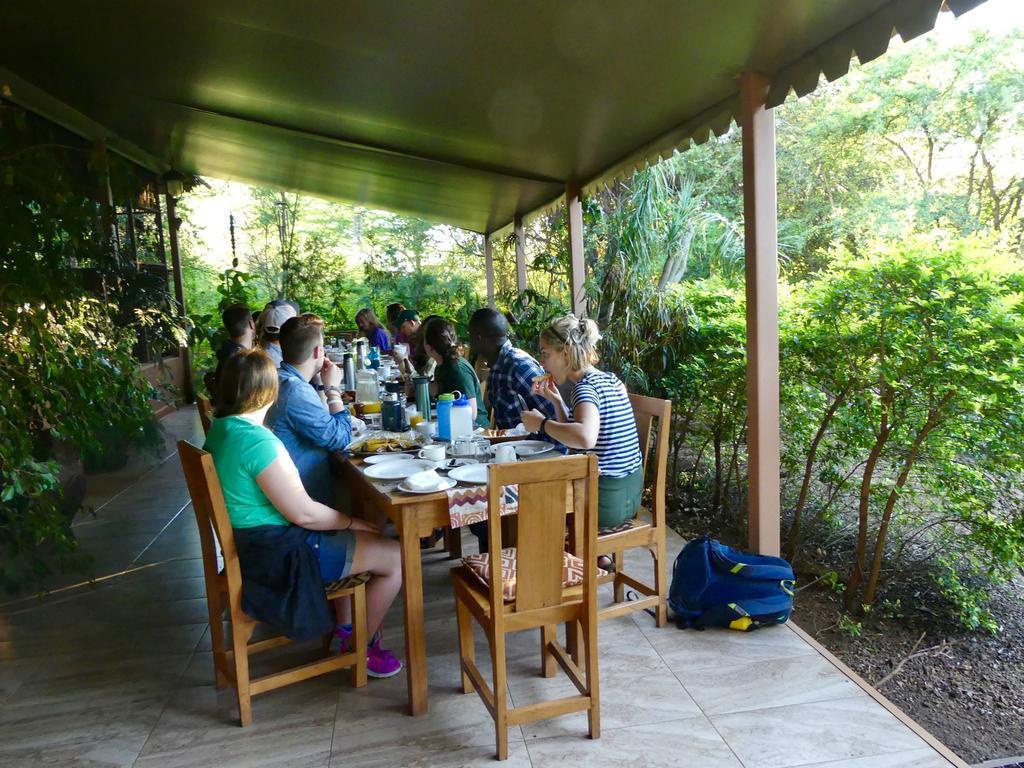 Ikweta Safari Camp Hotel Maua ภายนอก รูปภาพ
