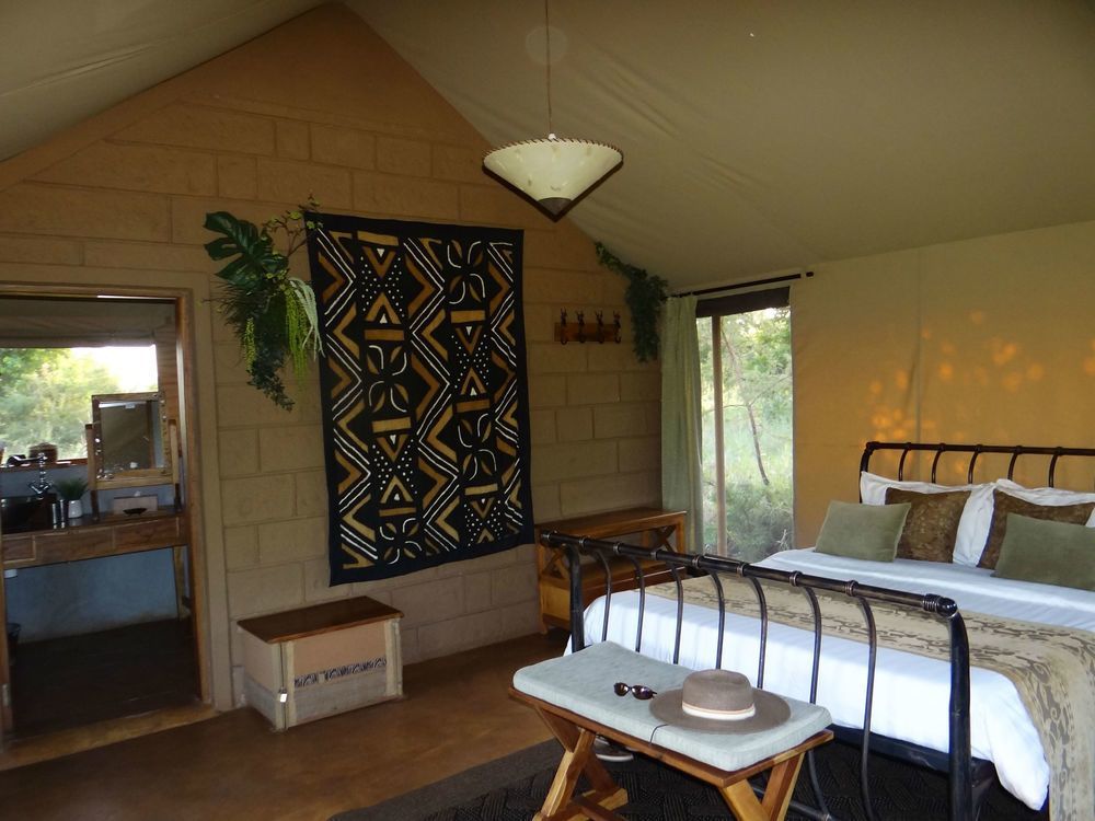 Ikweta Safari Camp Hotel Maua ภายนอก รูปภาพ